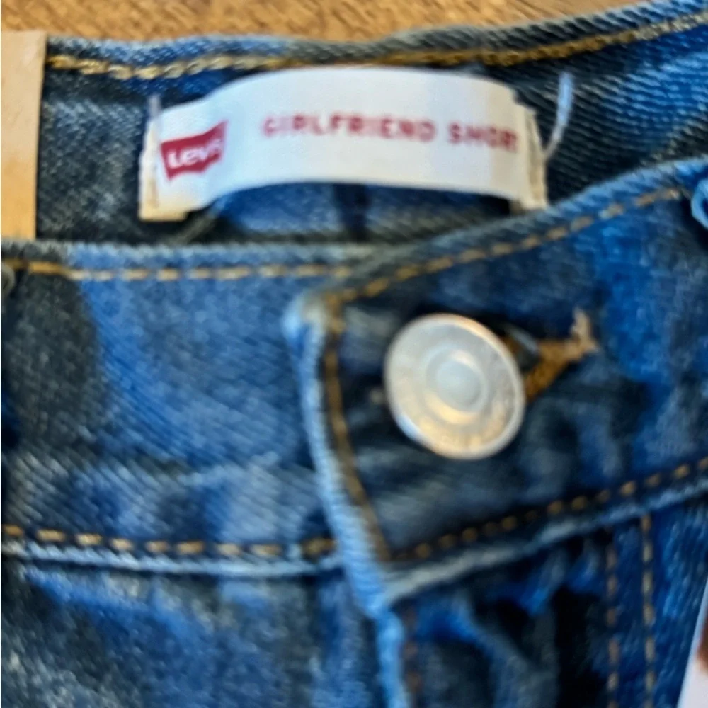 Levi’s Girls Girlfriend Denim Shorts Cuffed Adjustable Waist Size 14 NWT